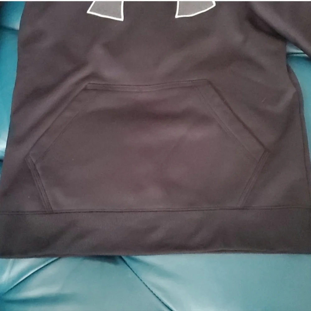 Under Armour Loose Fit Hoodie - Picture 4 of 5